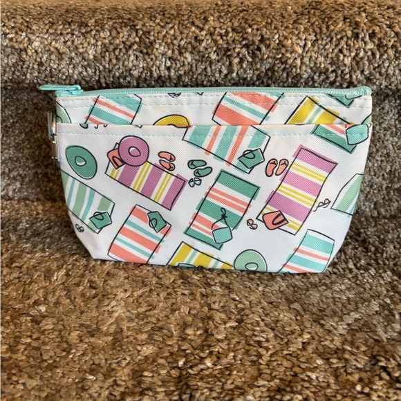 Thirty - Picture 4 of 6